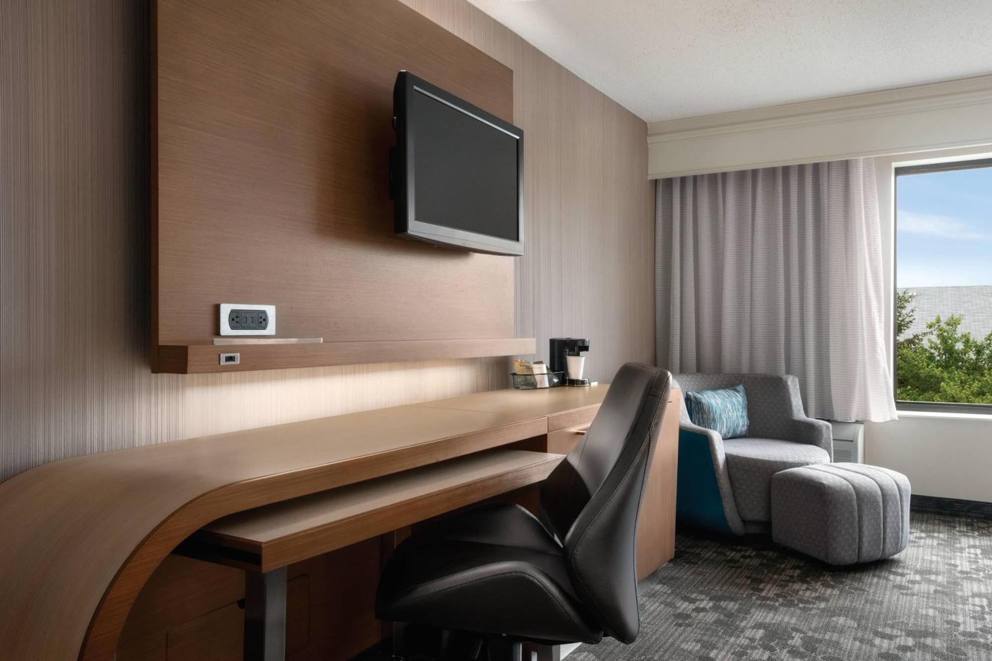 Courtyard By Marriott Dayton North Ξενοδοχείο Εξωτερικό φωτογραφία