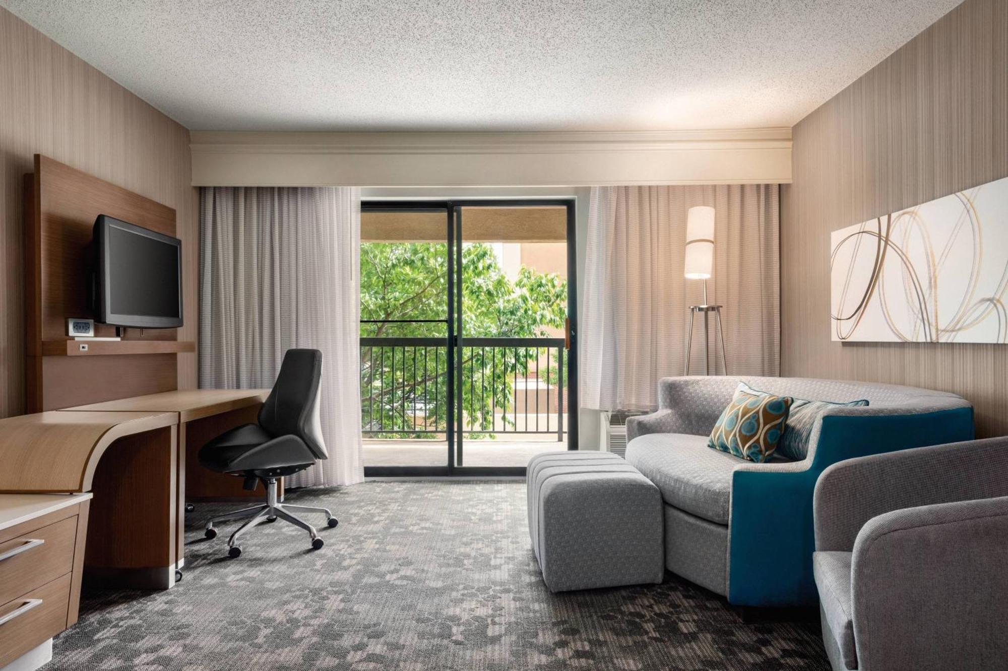Courtyard By Marriott Dayton North Ξενοδοχείο Εξωτερικό φωτογραφία